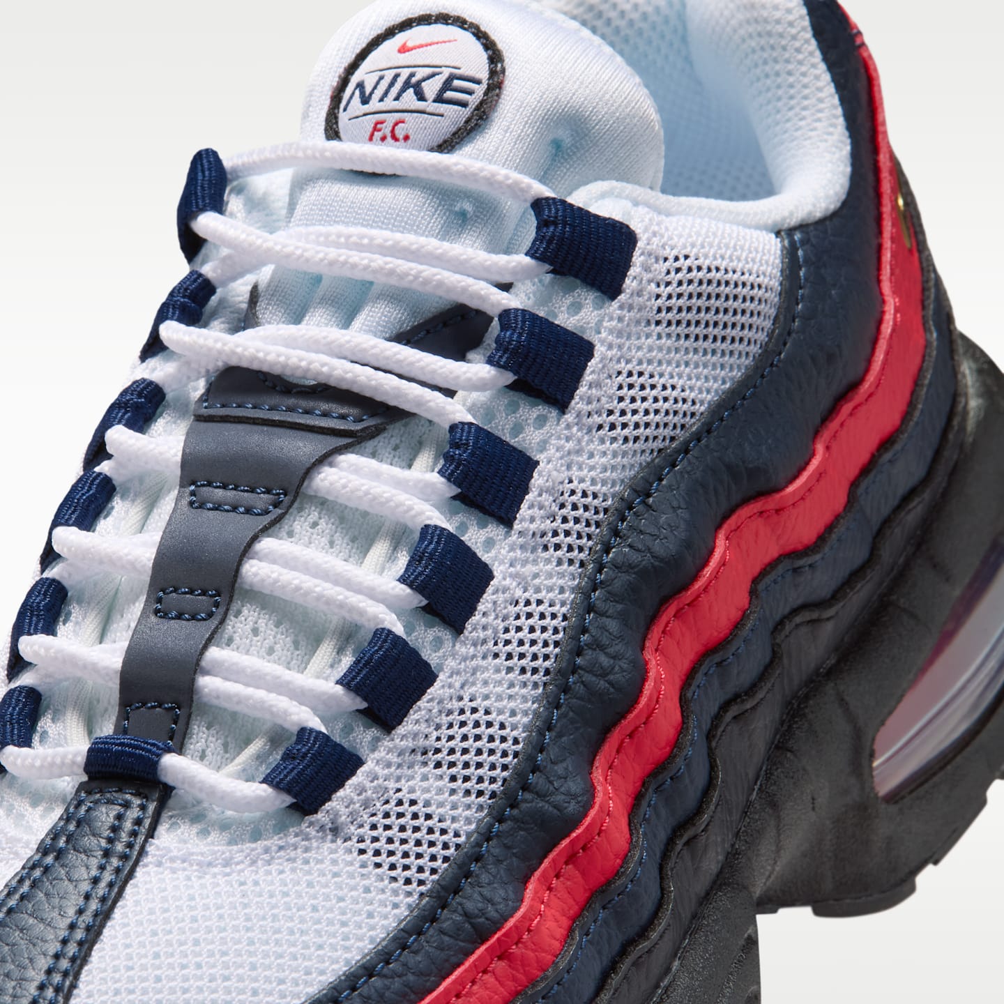 Детские кроссовки Nike Air Max 95 "Big Bubble" LTR SE Big Kids' Shoes — фото 7