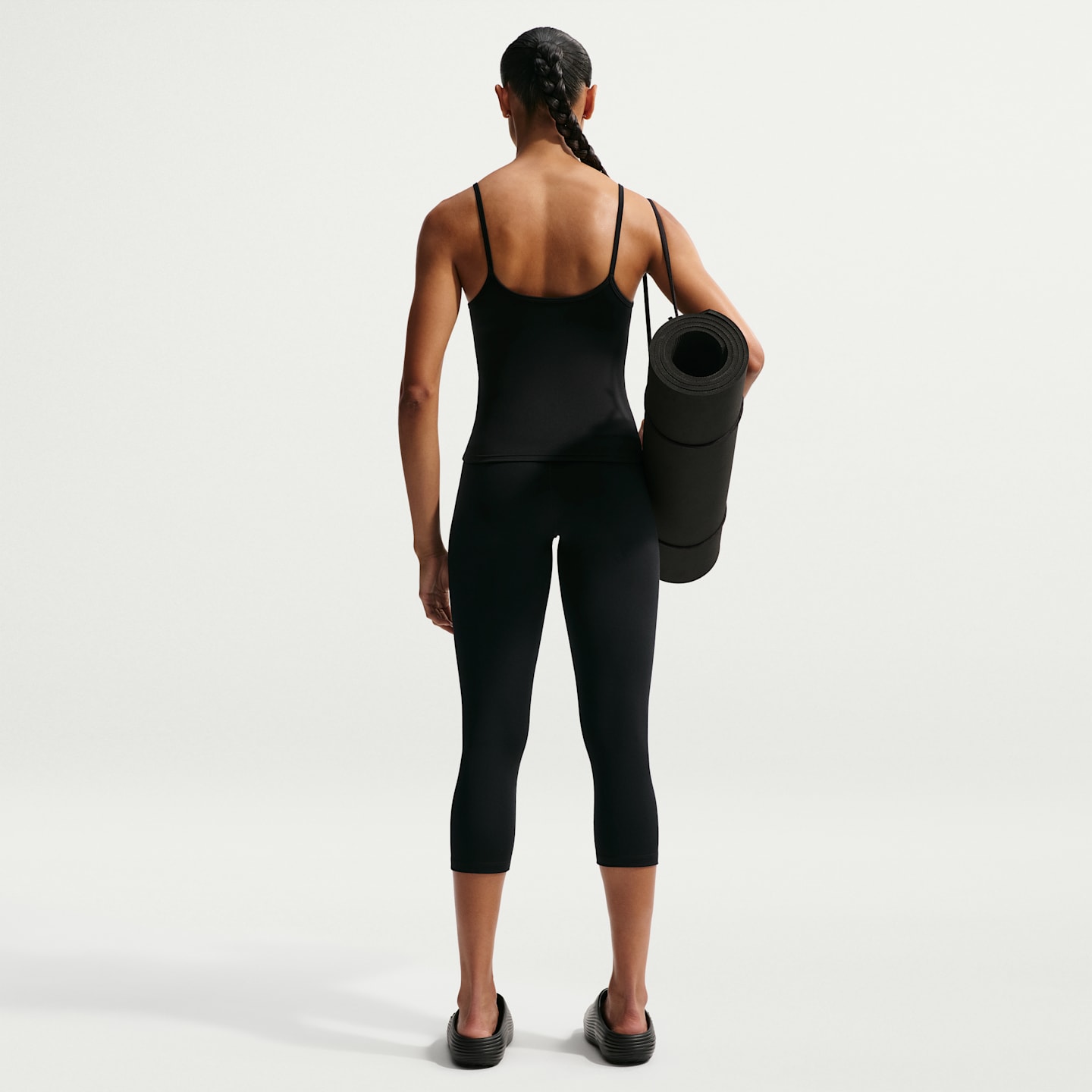 Женские топы Nike One Fitted Women's Dri-FIT Cami Tank Top — фото 5