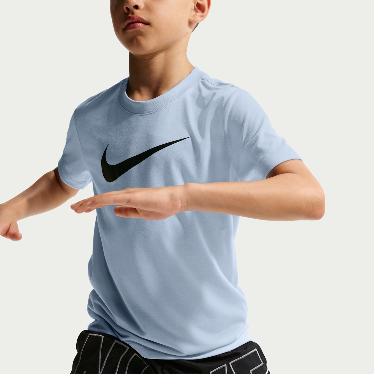 Детские шорты Nike Multi Big Kids' (Boys') Dri-FIT Training Shorts — фото 4