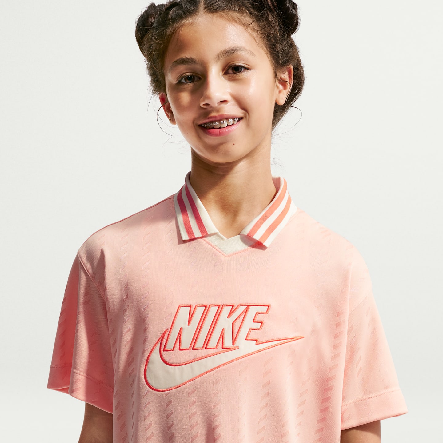 Детские платья Nike Sportswear Big Kids' (Girls') Short-Sleeve Jersey Dress — фото 2