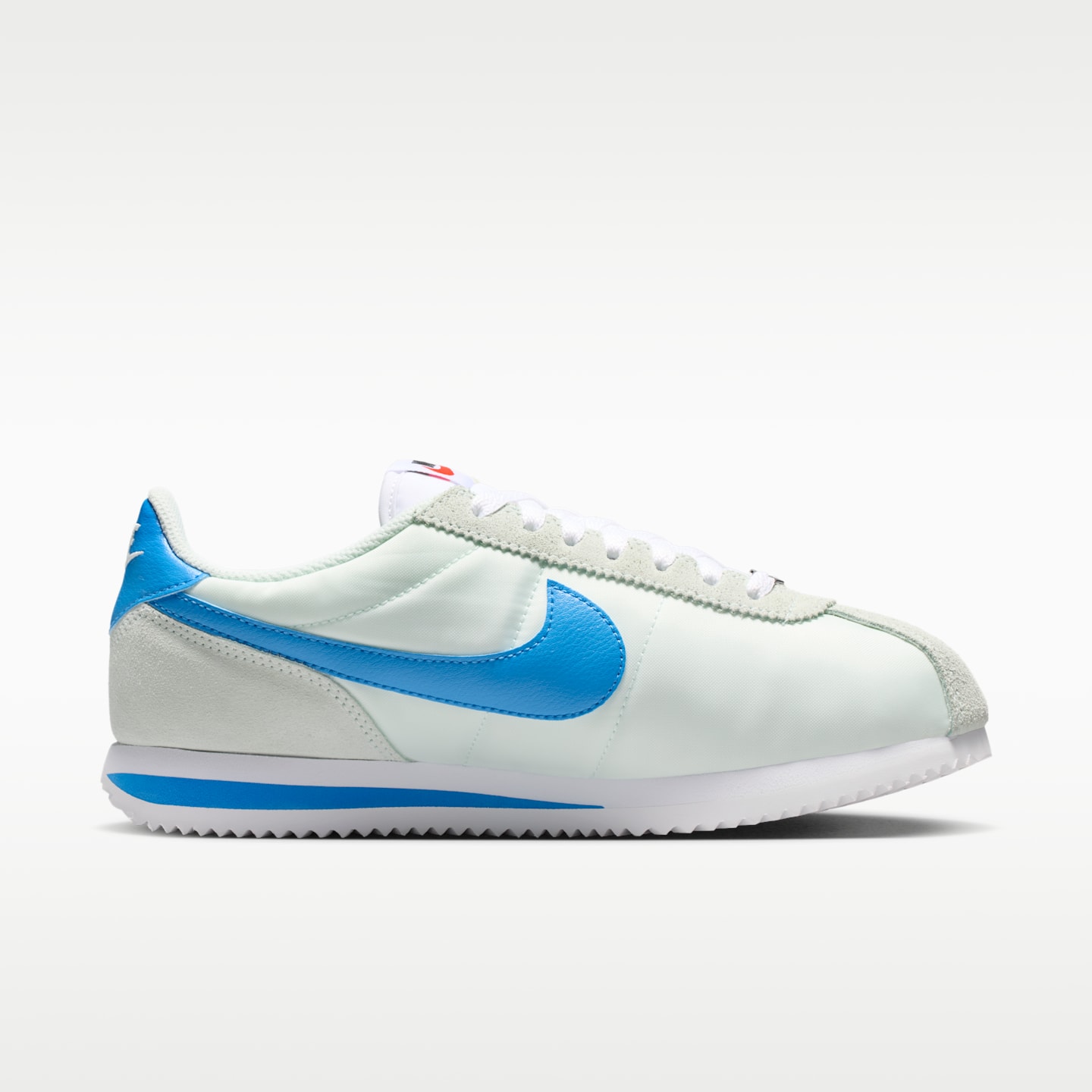 Женские кроссовки Nike Cortez Textile Women's Shoes — фото 3
