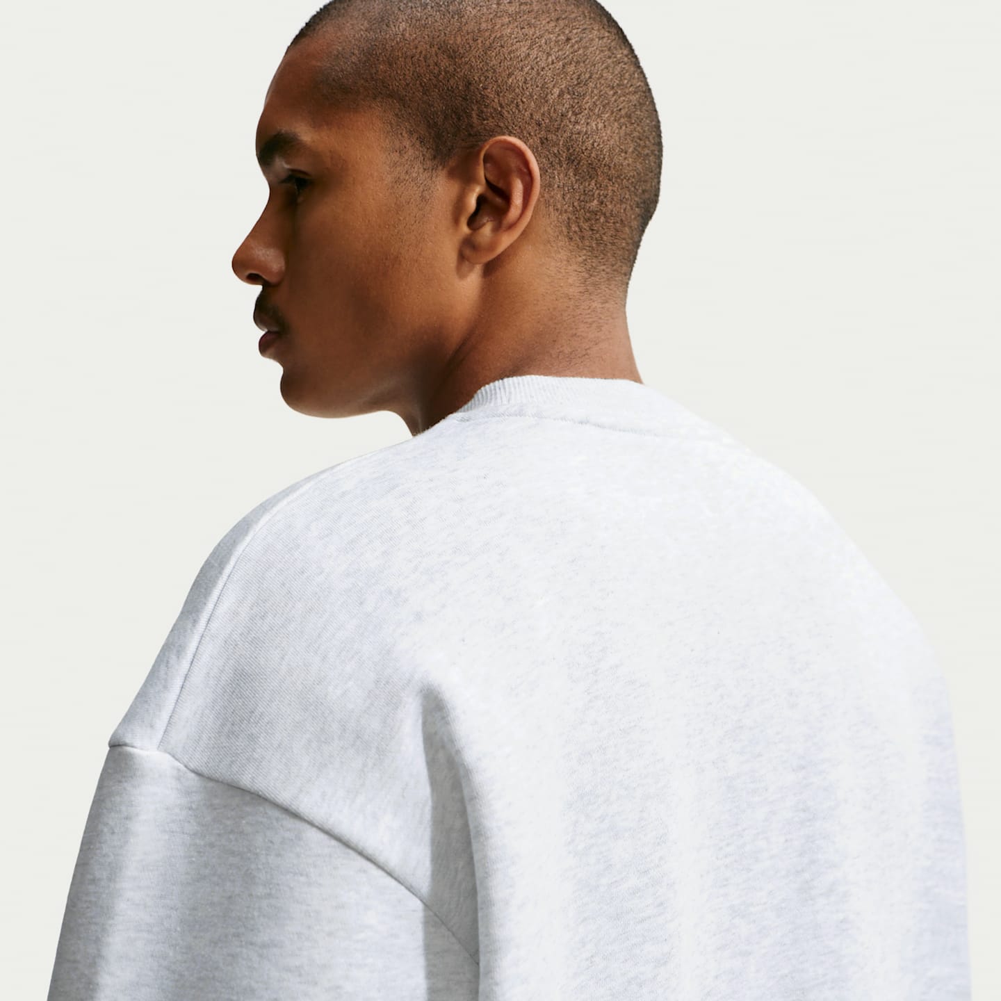 Мужские худи Nike Solo Fleece Men's Crew-Neck Sweatshirt — фото 2