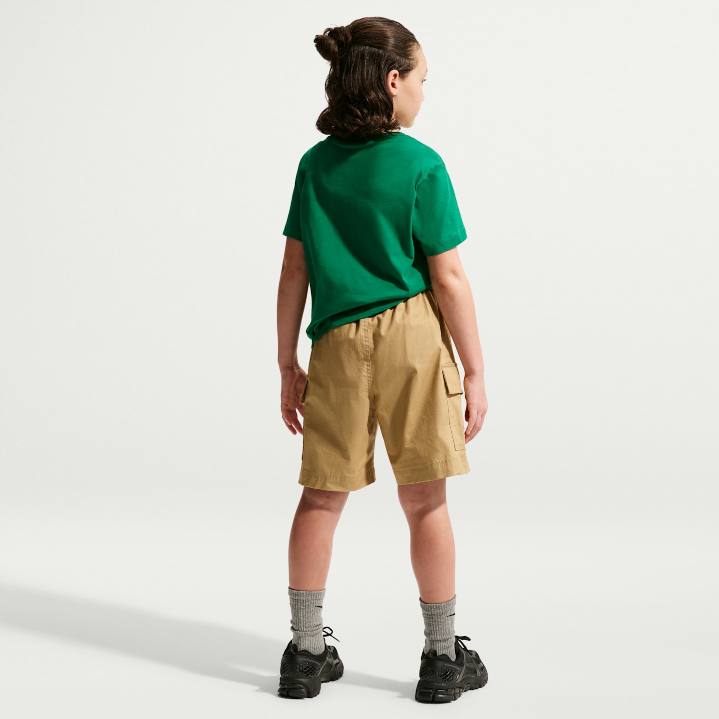 Детские футболки Nike Sportswear Big Kids' Pocket T-Shirt — фото 5