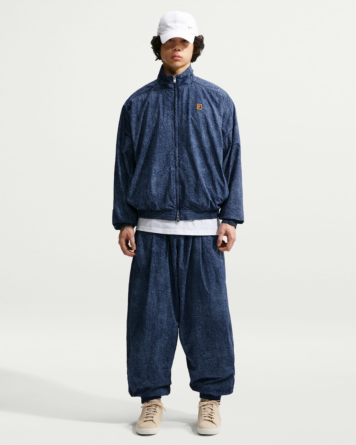 Мужские брюки Nike Club Rules Men's Track Pants — фото 7