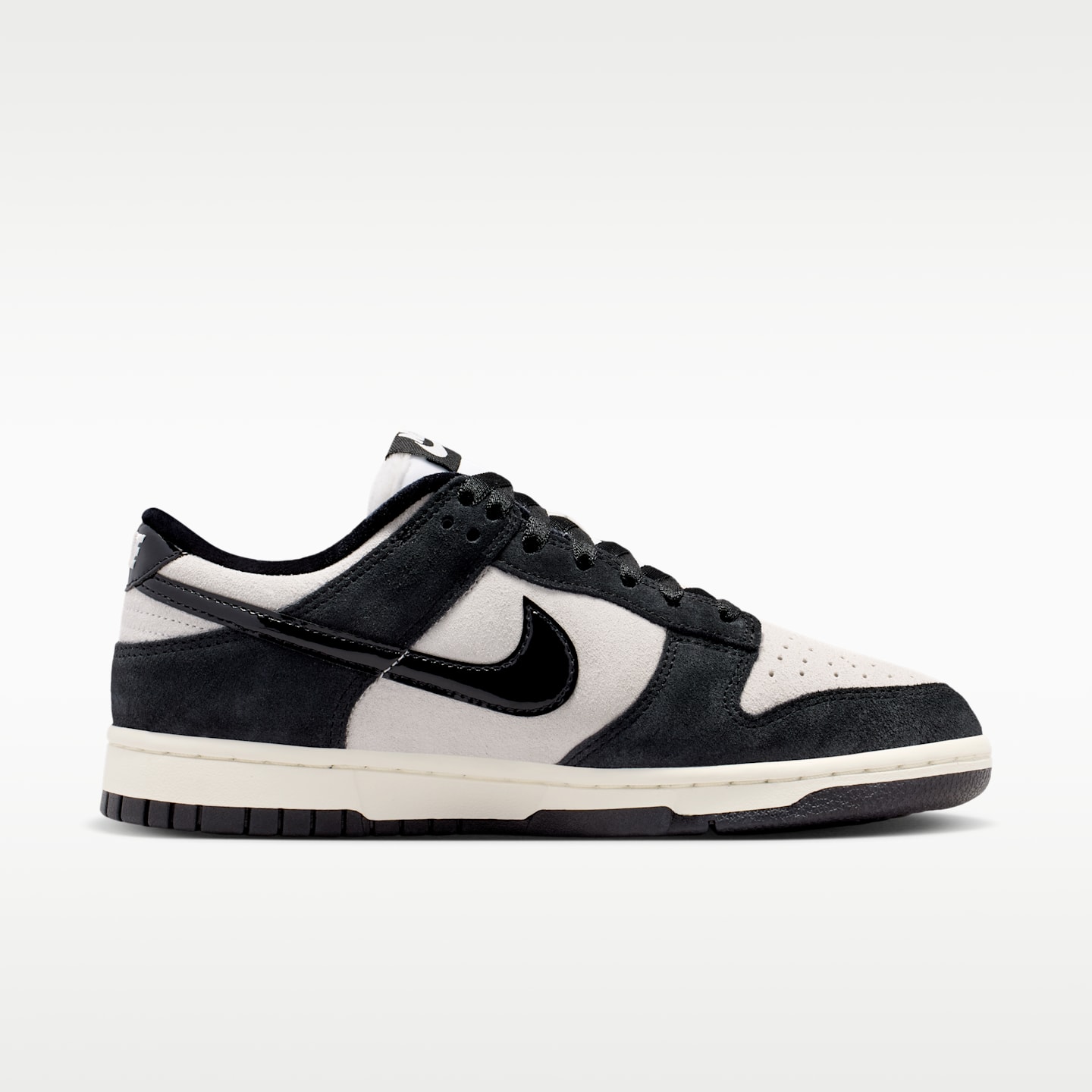 Женские кроссовки Nike Dunk Low SE "Florette" Women's Shoes — фото 3