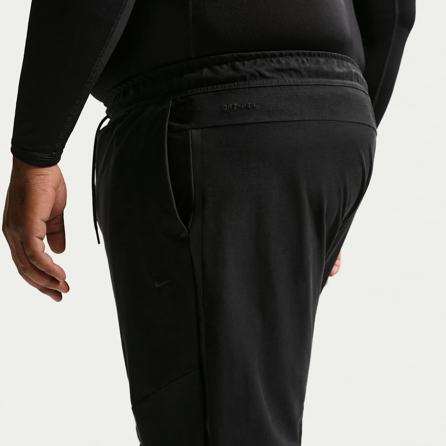 Мужские брюки Nike Tech Men's Dri-FIT Shori Knit Pants — фото 8