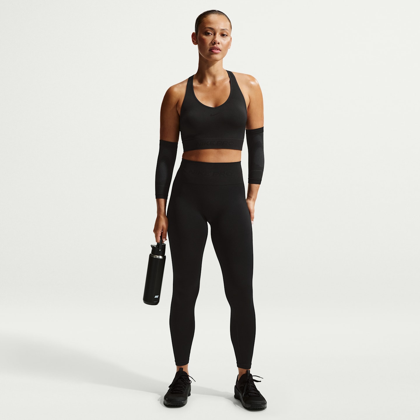 Женские леггинсы Nike Pro Seamless Women's High-Waisted 7/8 Leggings — фото 1