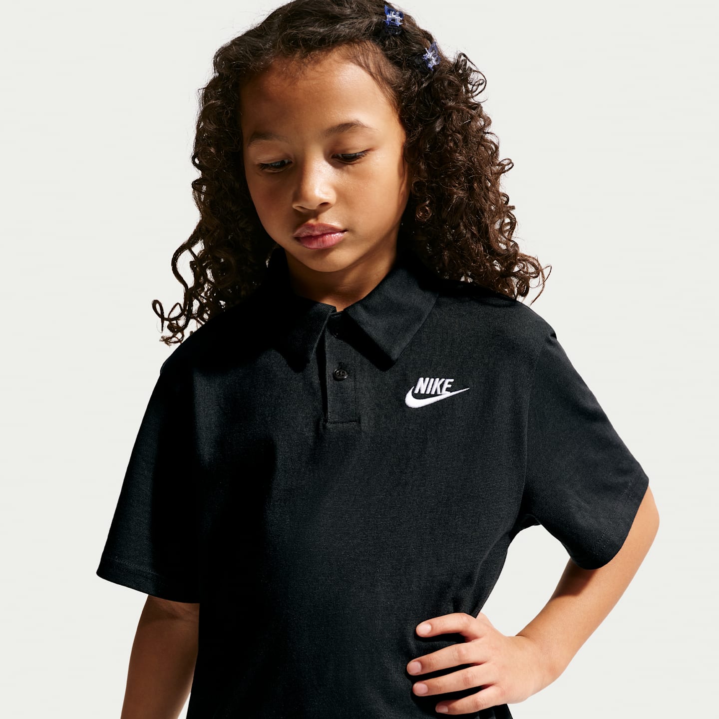 Детские топы Nike Sportswear Club Big Kids' Knit Short-Sleeve Polo — фото 2