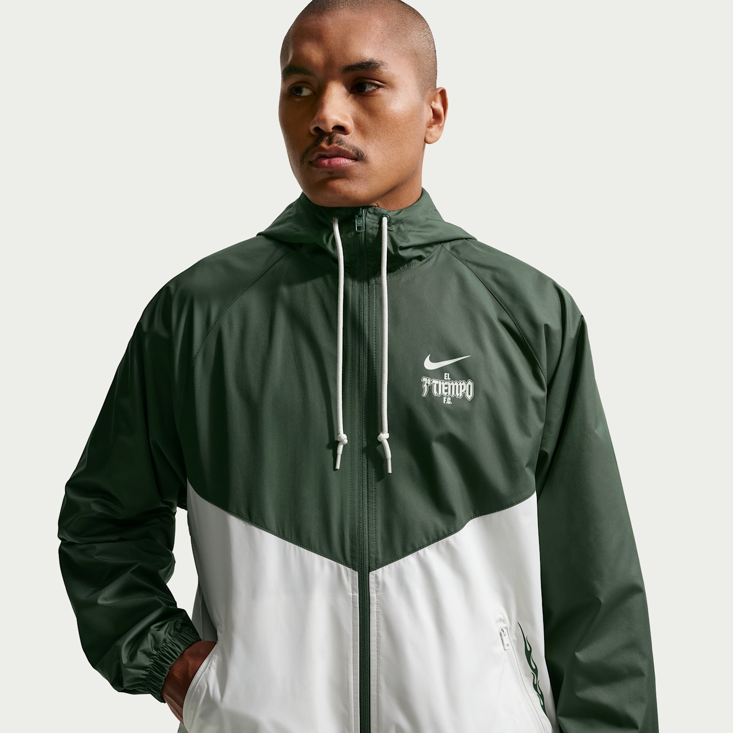 Мужские куртки Nike Sportswear Windrunner Men's Lined Jacket — фото 2
