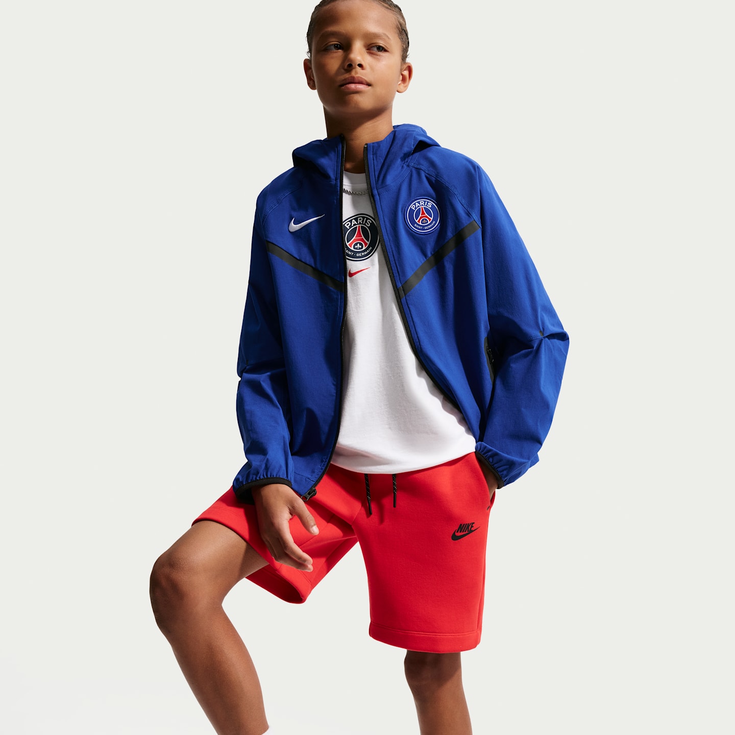 Детские куртки Nike Paris Saint-Germain Tech Home Big Kids' Nike Dri-FIT Soccer Woven Anthem Jacket — фото 3