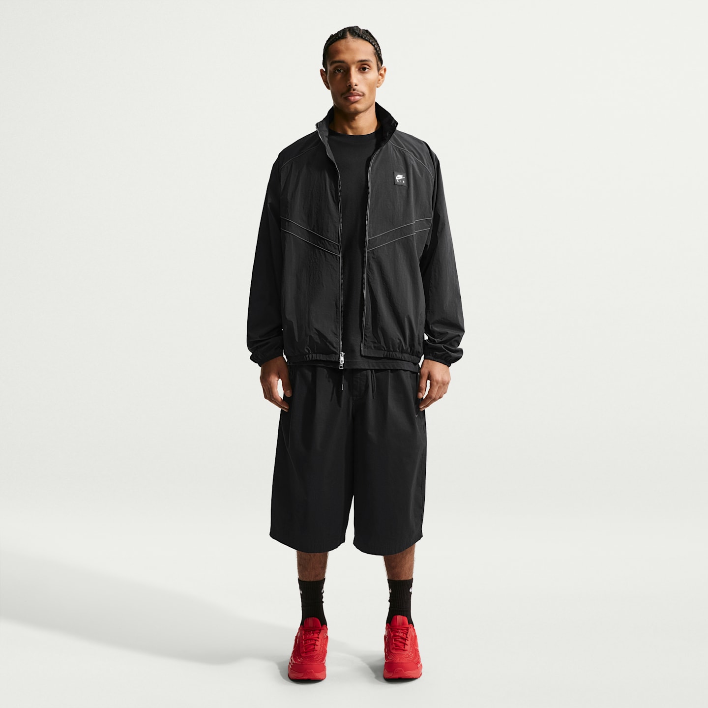 Мужские куртки Nike Air Men's Windrunner Track Jacket — фото 4