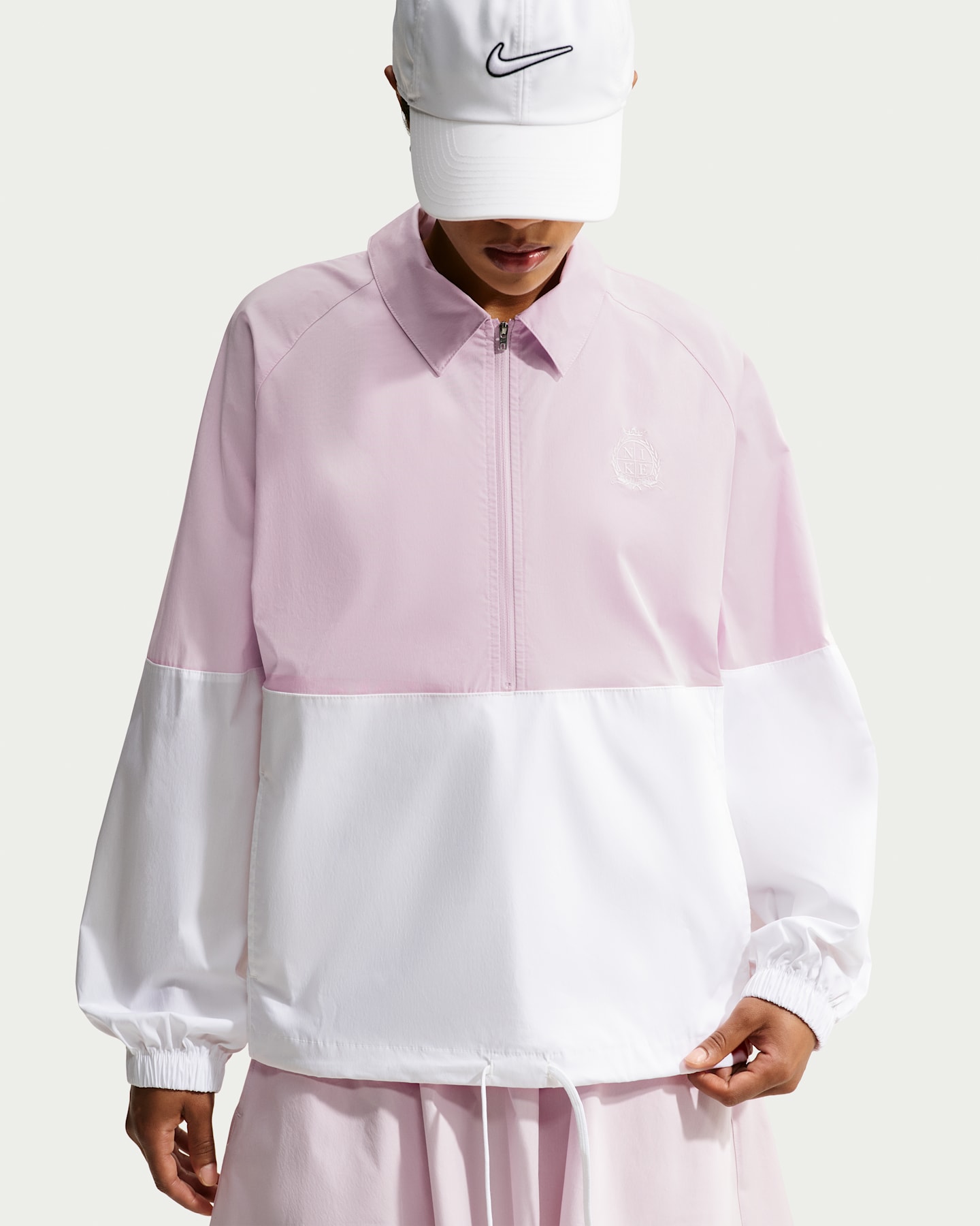 Женские куртки Nike Sportswear Women's Oversized Poplin 1/2-Zip Jacket — фото 6