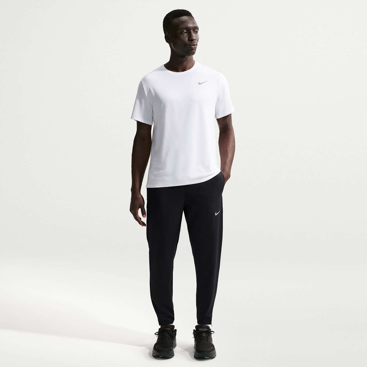 Мужские брюки Nike Challenger Men's Dri-FIT Woven Running Pants — фото 1