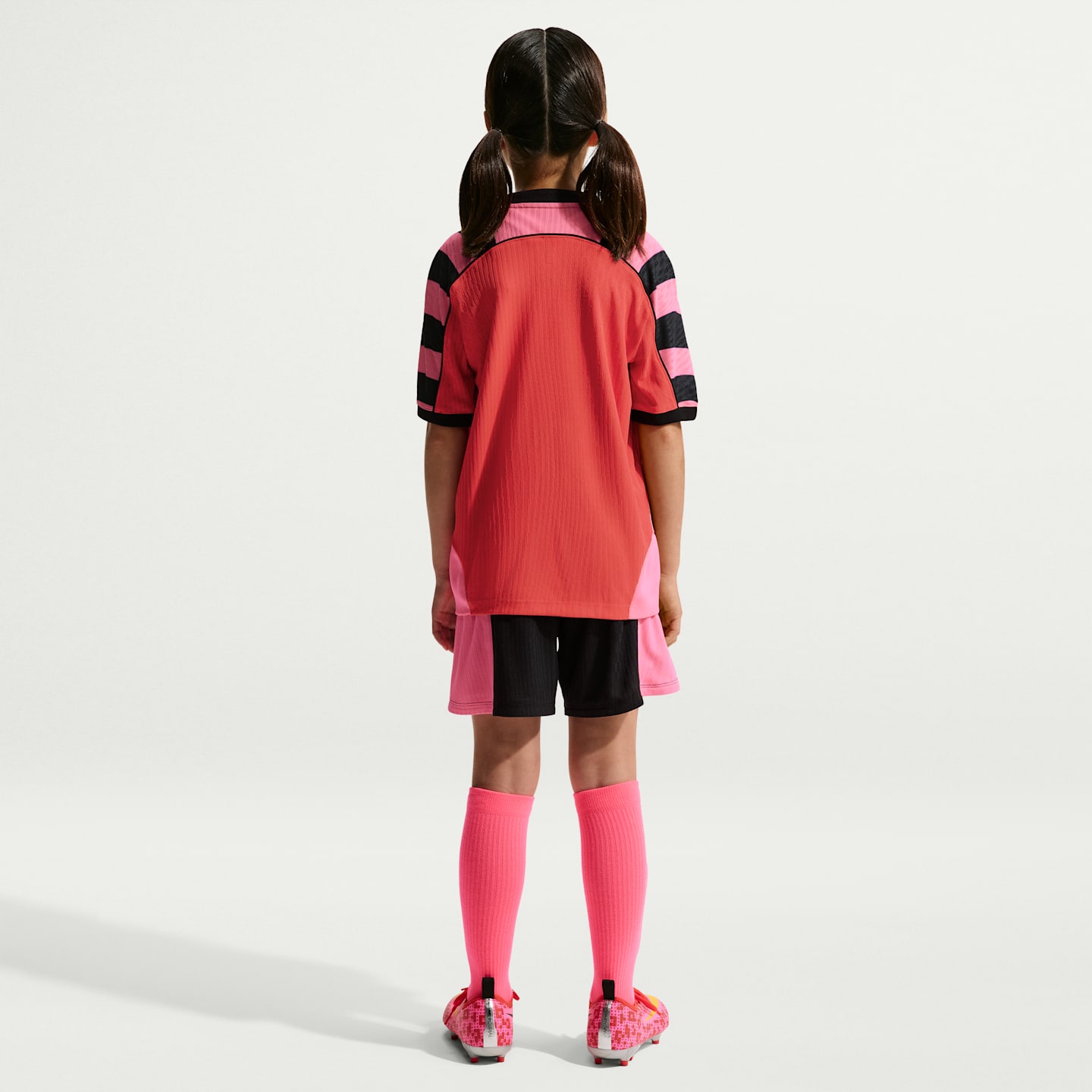 Детские шорты Nike x LEGO® Collection Big Kids' Aero-FIT Soccer Shorts — фото 7