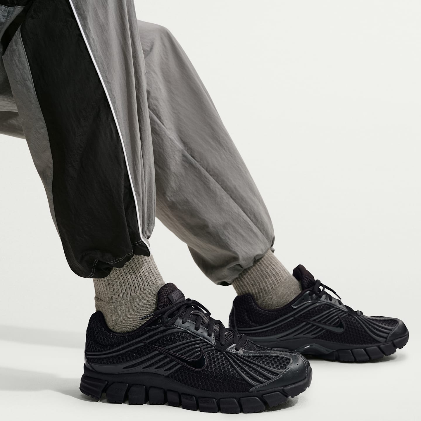 Мужские кроссовки Nike Zoom Skylon 11 Shoes — фото 9