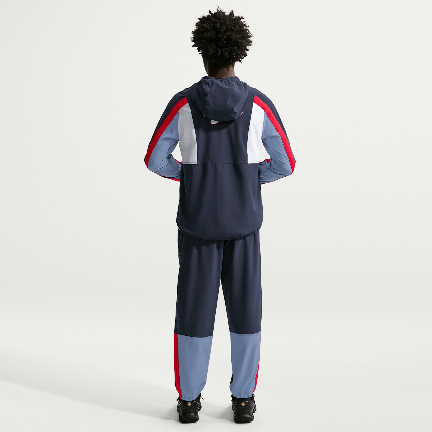 Мужские куртки Nike England Energy Men's Nike Dri-FIT Soccer Woven Jacket — фото 5