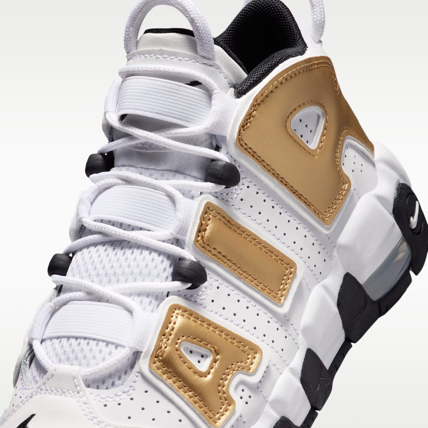 Детские кроссовки Nike Air More Uptempo Big Kids' Shoes — фото 7