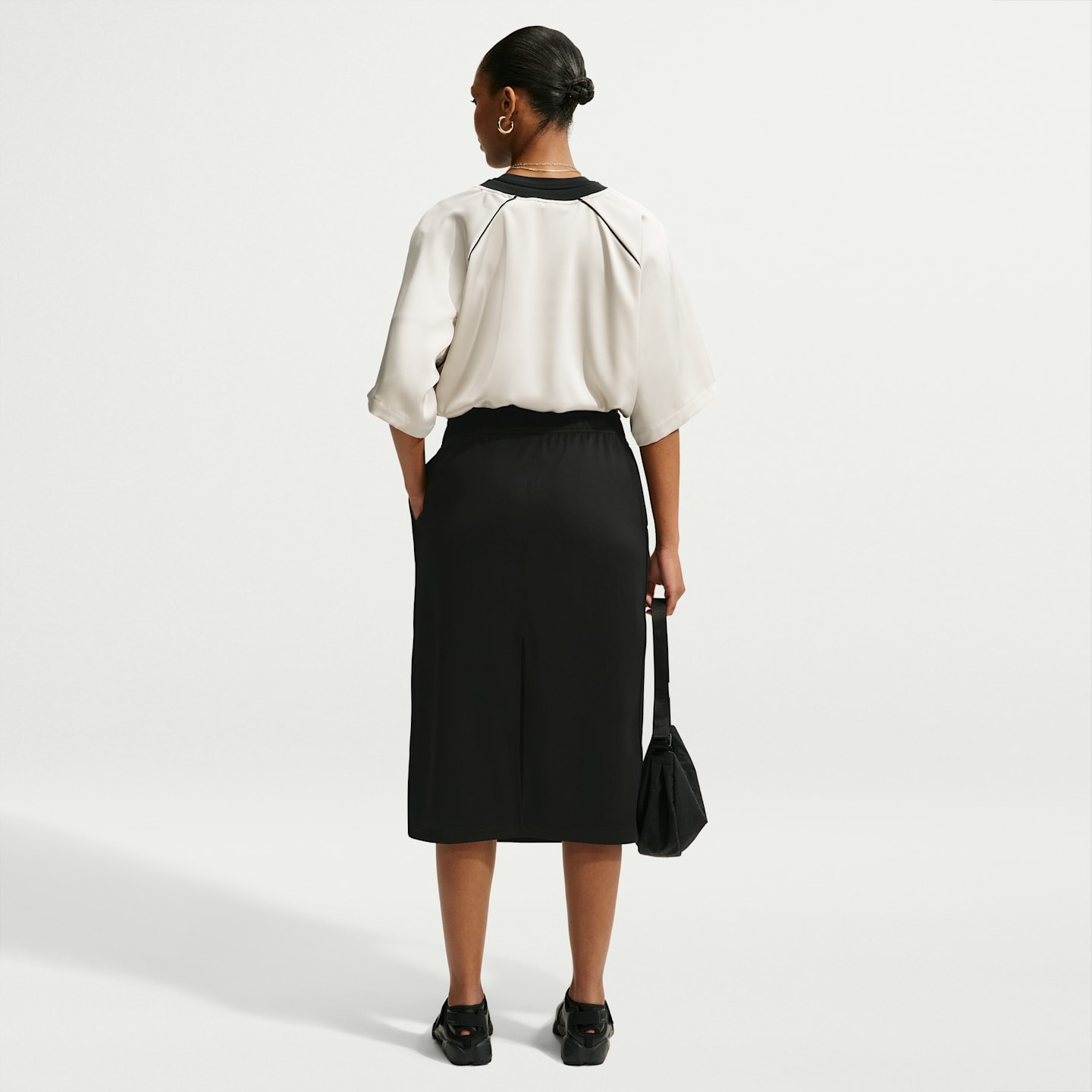 Женские юбки Nike Sportswear Women's Loose Midi Track Skirt — фото 5