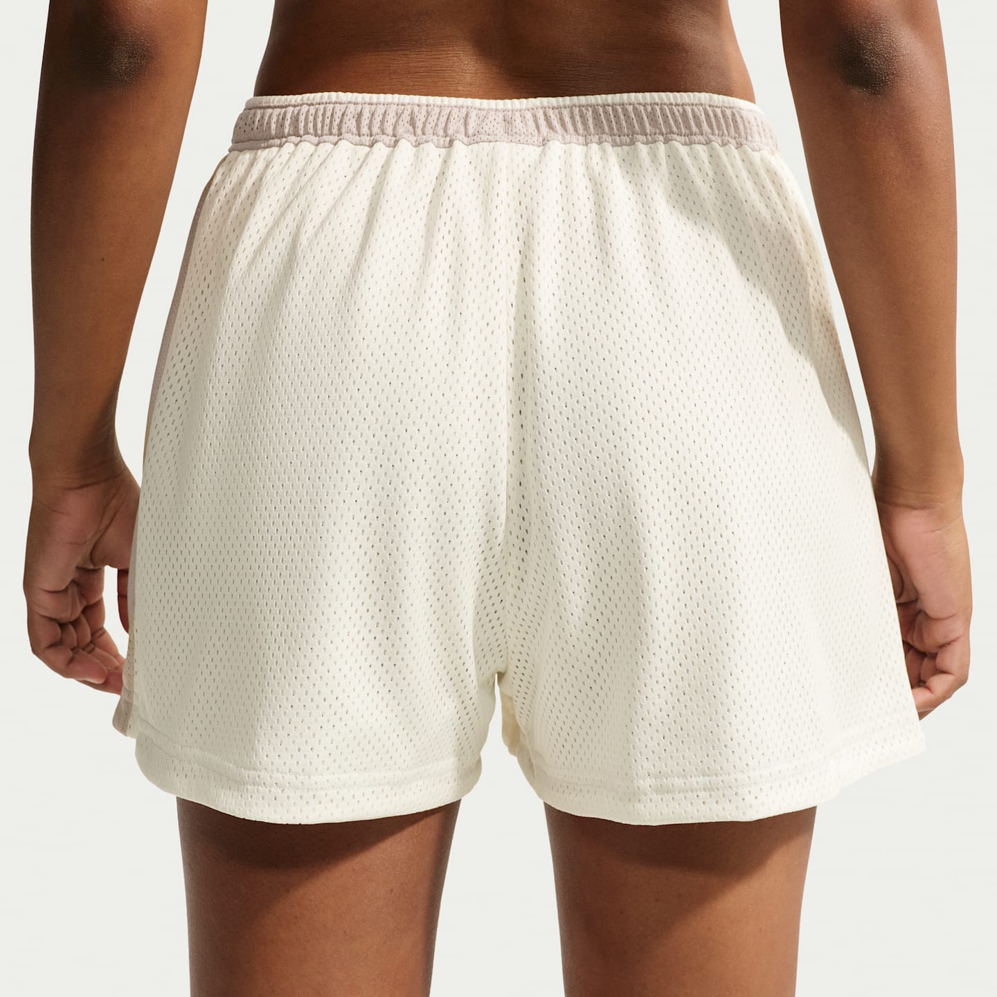 Женские шорты Nike Sportswear Women's Mid-Rise Mesh Shorts — фото 3