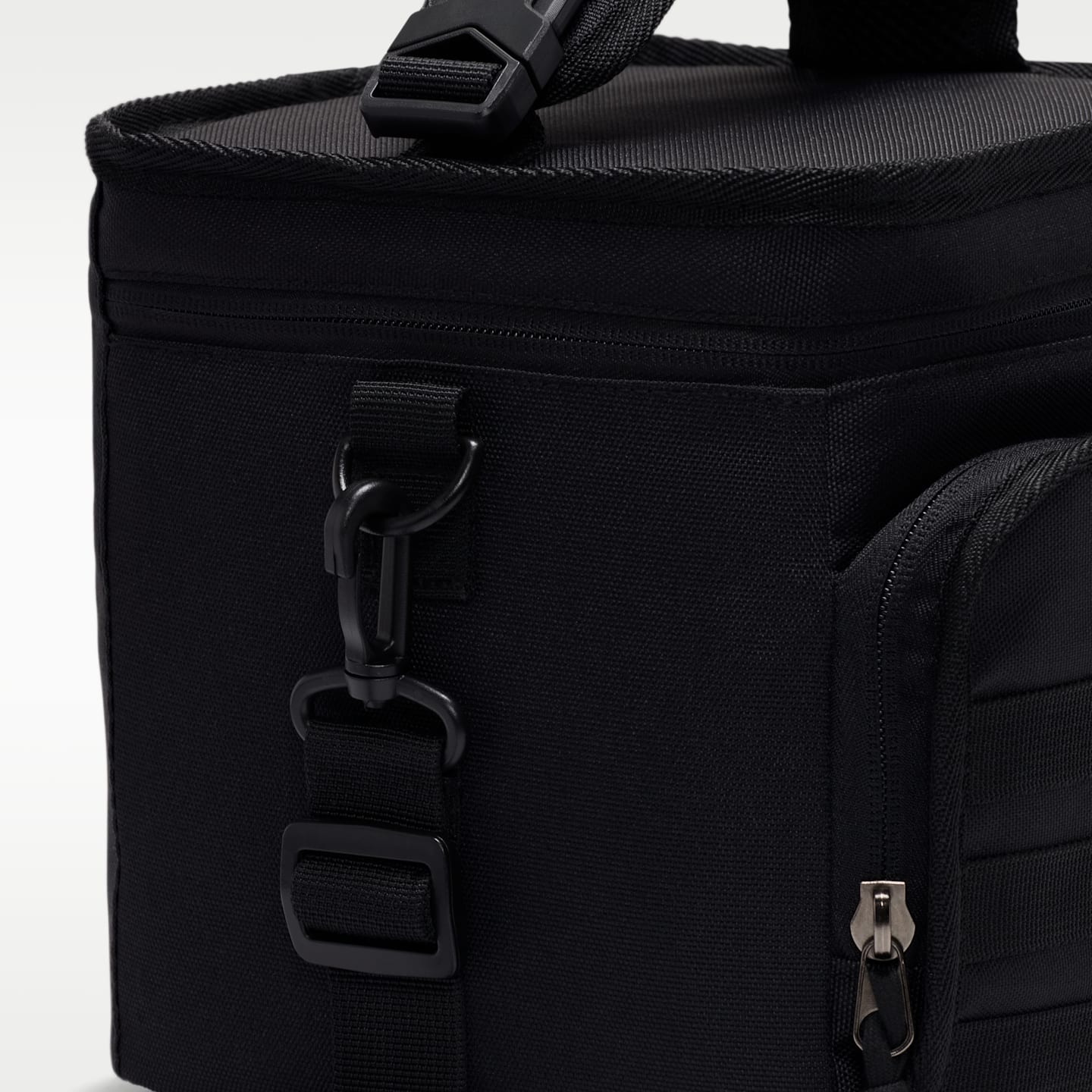 Детские сумки Nike Futura Lunch Tote (6.75L) — фото 6