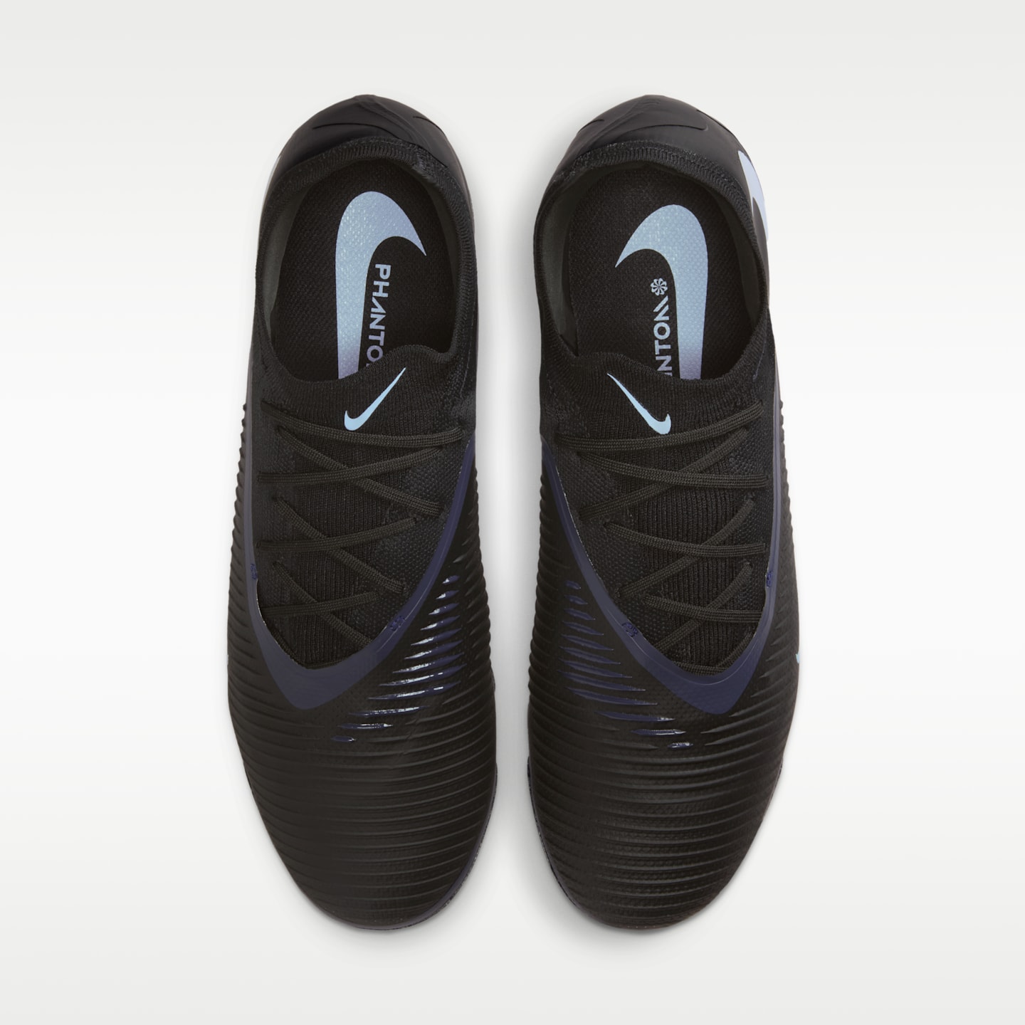 Мужские бутсы Nike Phantom 6 Low Pro Artificial-Grass Soccer Cleats — фото 4