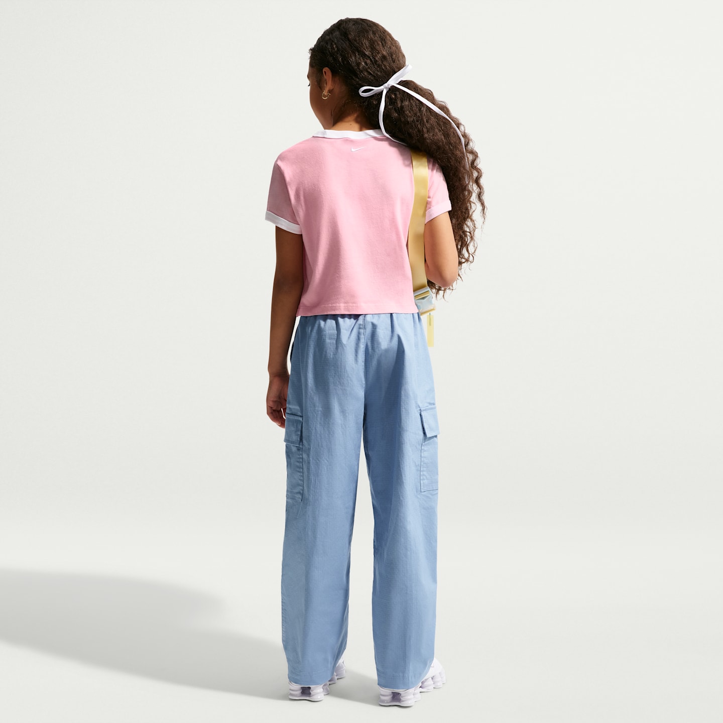 Детские футболки Nike Sportswear Big Kids' Cropped T-Shirt — фото 5