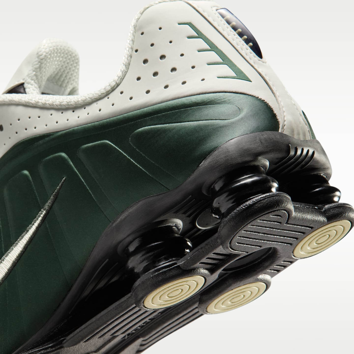 Мужские кроссовки Nike Shox R4 — фото 8