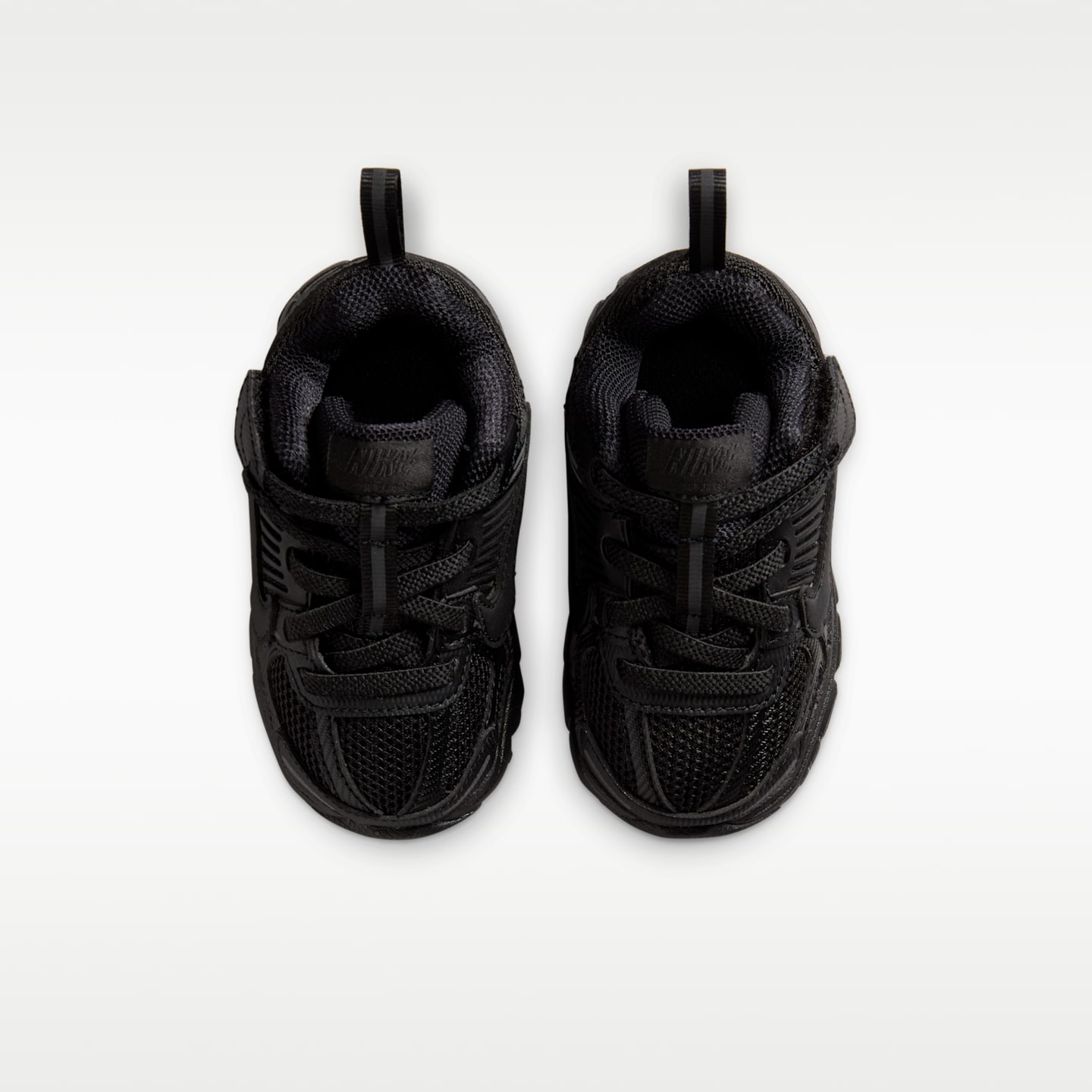 Детские кроссовки Nike Vomero 5 Baby/Toddler Shoes (Classic laces) — фото 4