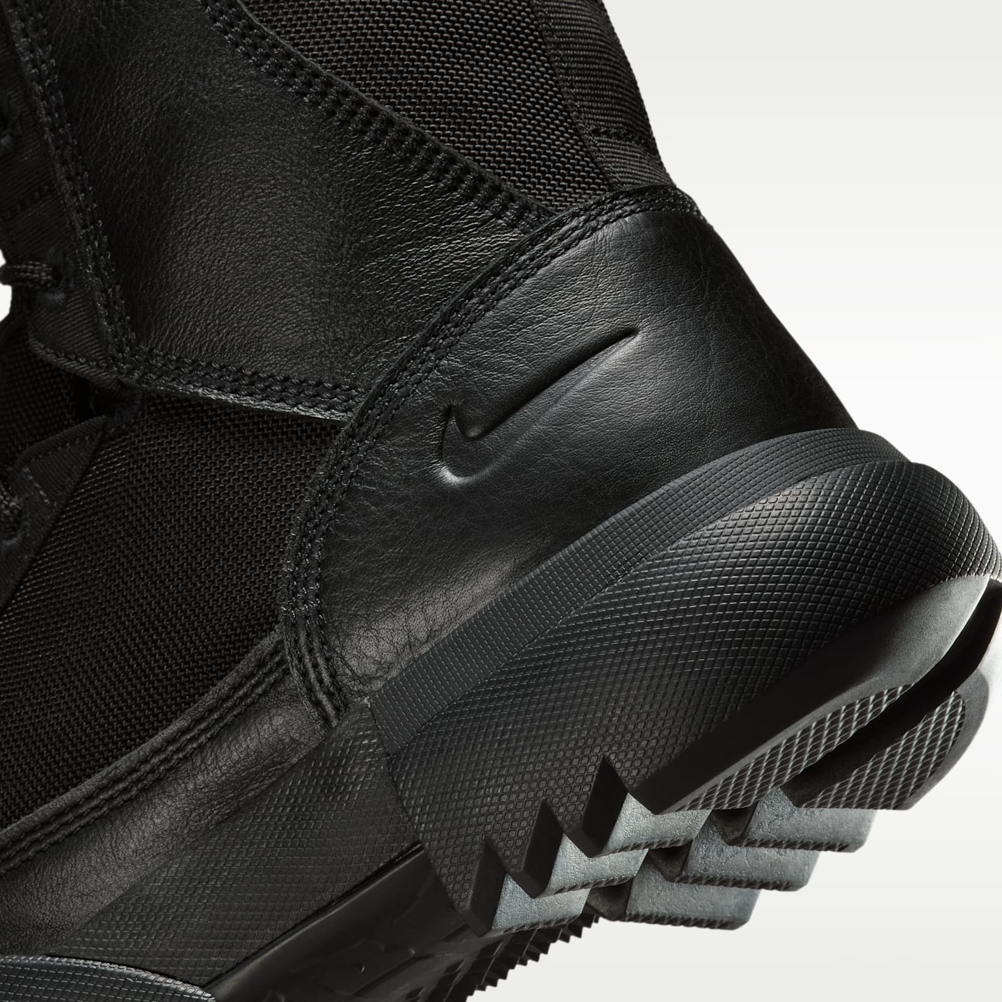 Мужские ботинки Nike SFB Air Field Ukiah 8" GORE-TEX Tactical Boots — фото 8