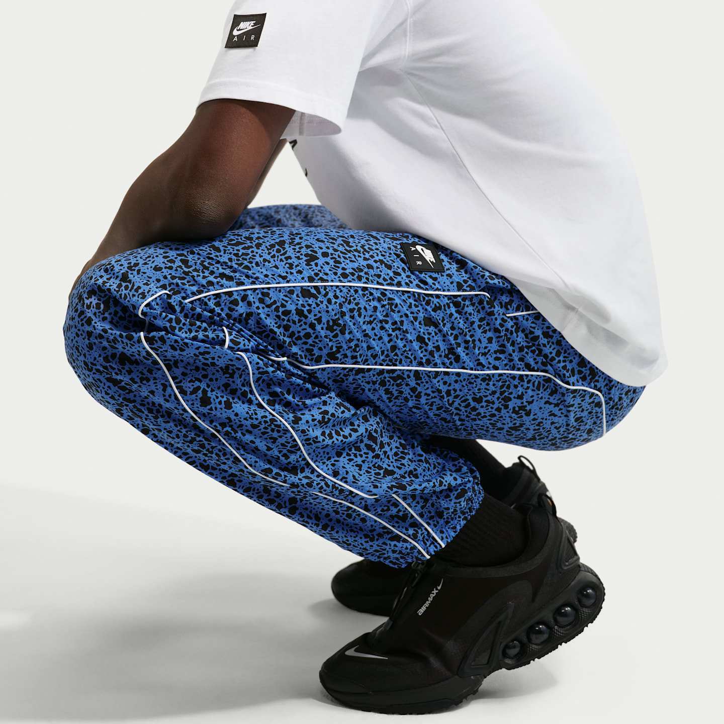 Мужские брюки Nike Air Men's Woven Pants — фото 4