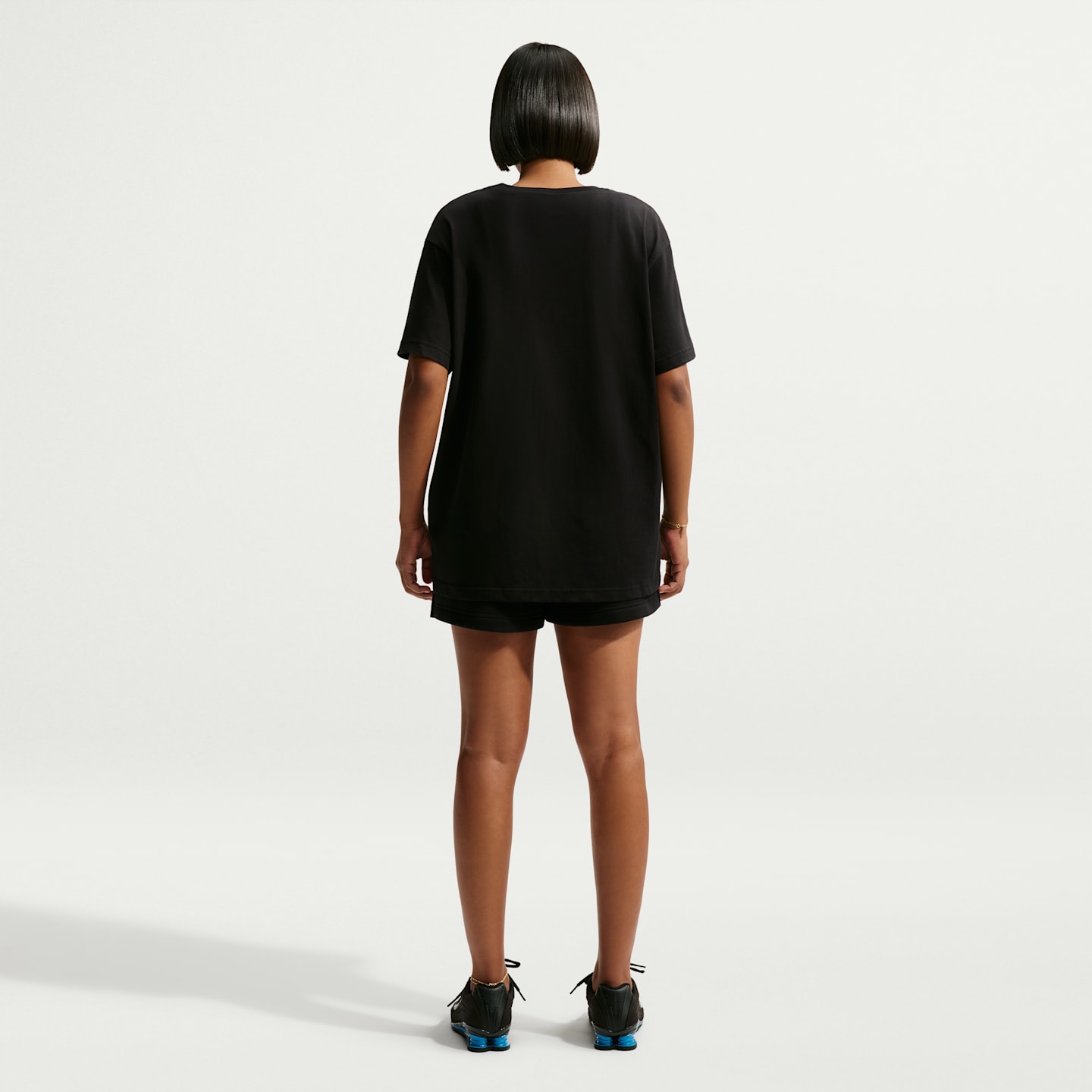 Женские футболки Nike Sportswear Classic Women's Oversized T-Shirt — фото 5