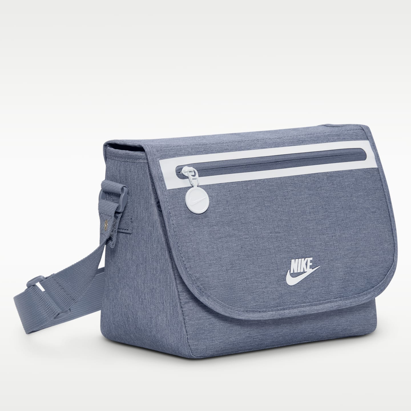 Детские сумки Nike Futura Messenger Lunch Tote (7.5L) — фото 2