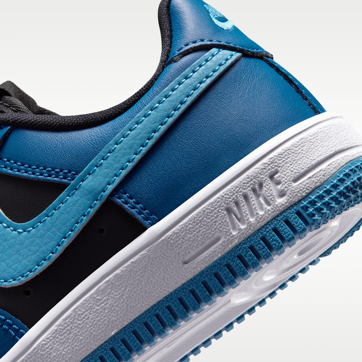 Детские кроссовки Nike Force 1 Low Baby/Toddler Shoes — фото 8