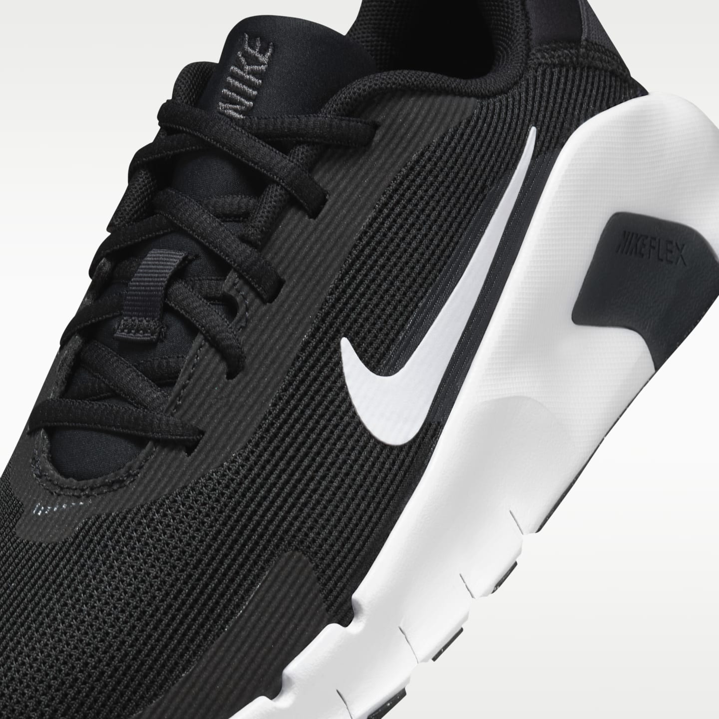 Женские кроссовки Nike Flex Train Women's Workout Shoes (Extra Wide) — фото 7