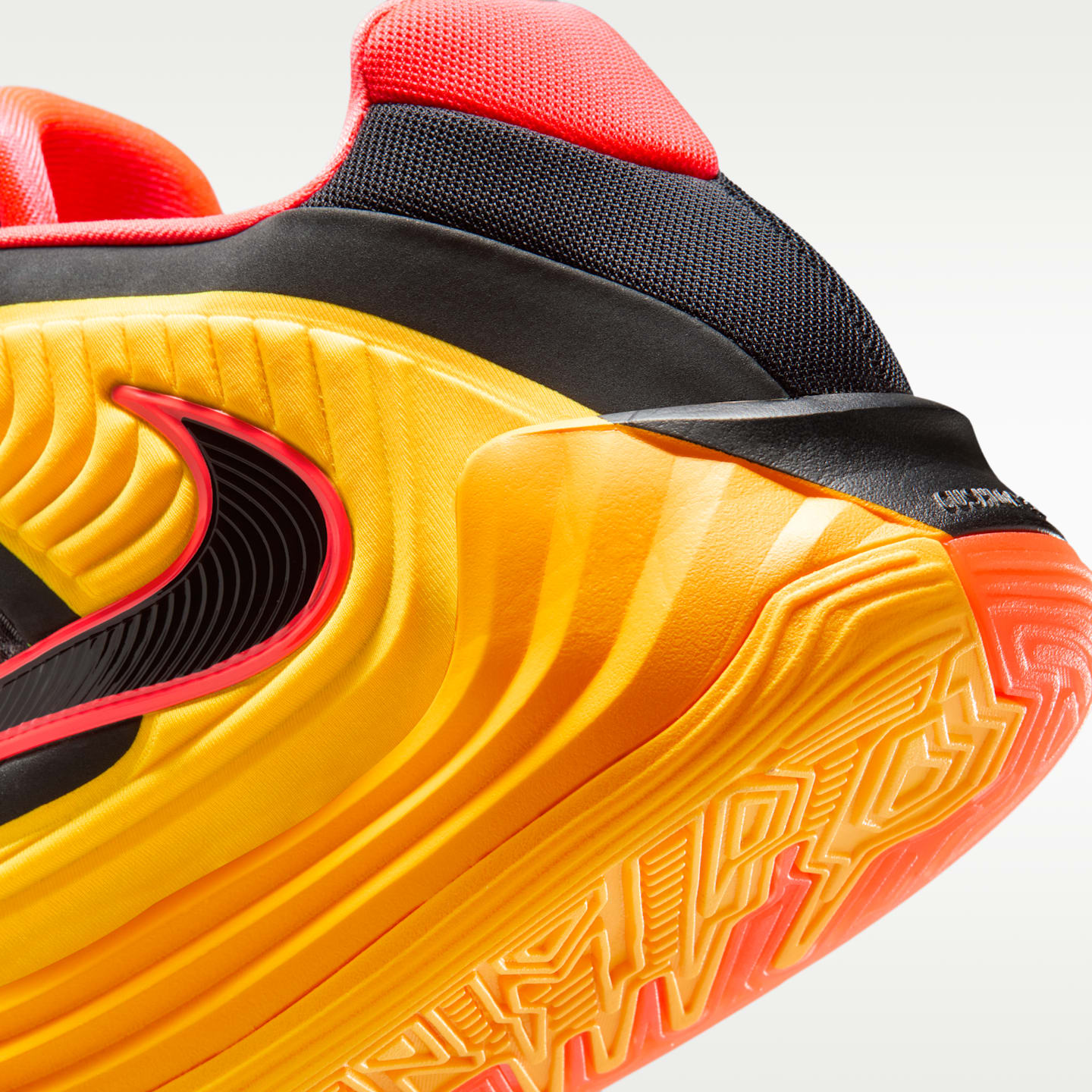 Мужские кроссовки Nike Giannis Freak 7 "Fade" Basketball Shoes — фото 8