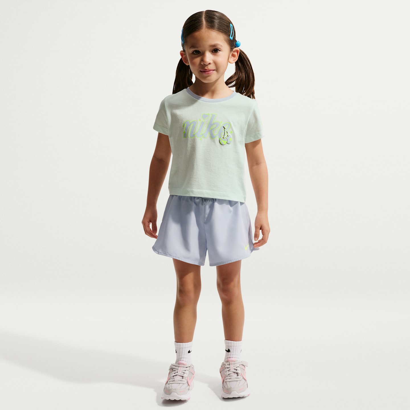 Детские брюки Nike Toddler Dri-FIT T-Shirt and Crossover Shorts Set — фото 1