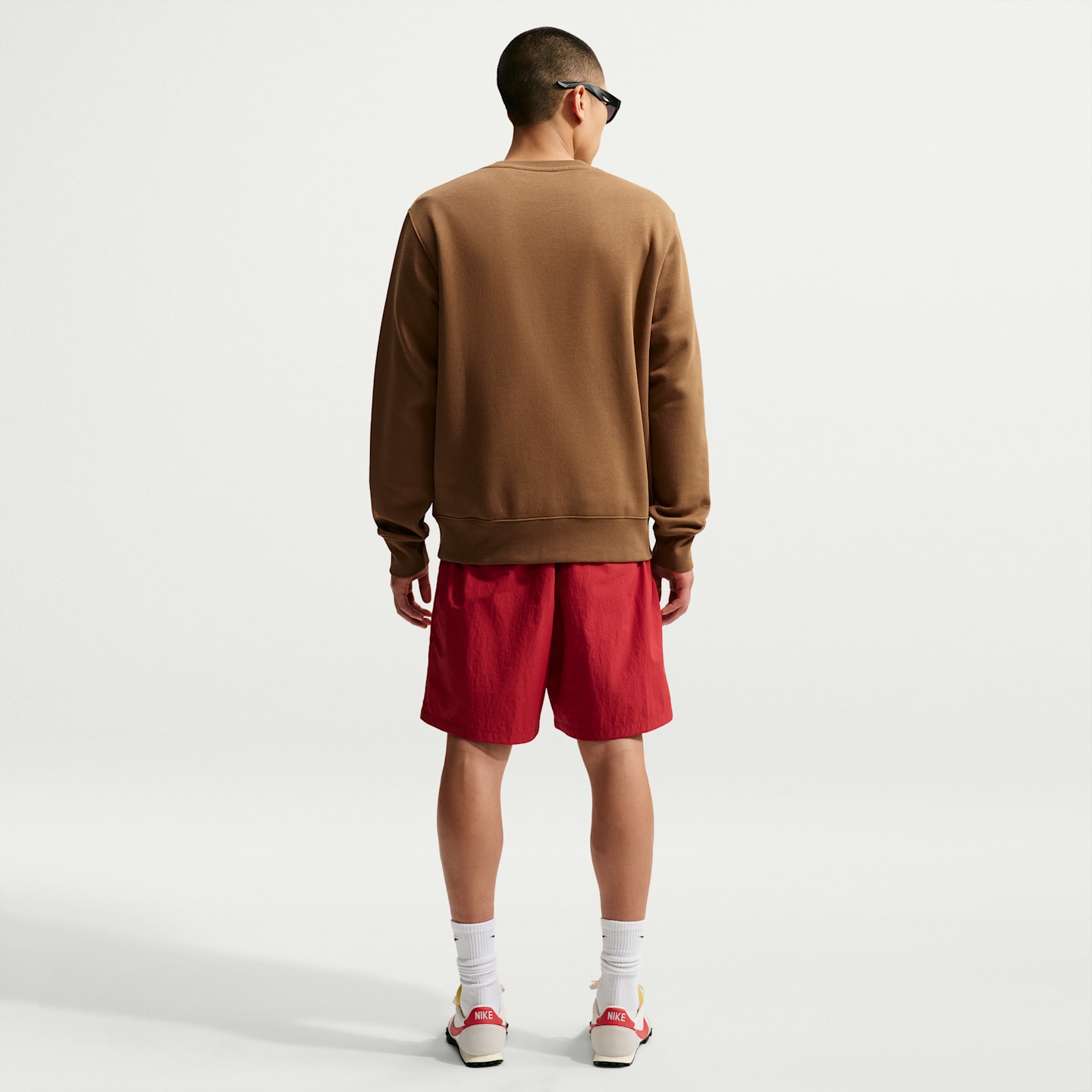 Мужские свитеры Nike Club Men's Fleece Crew — фото 5