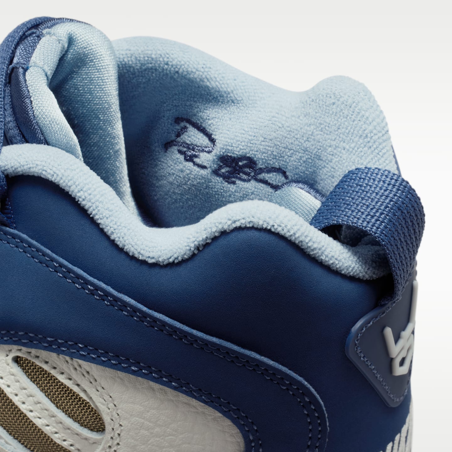 Мужские кроссовки Nike Air Diamond Turf II Men's Shoes — фото 10