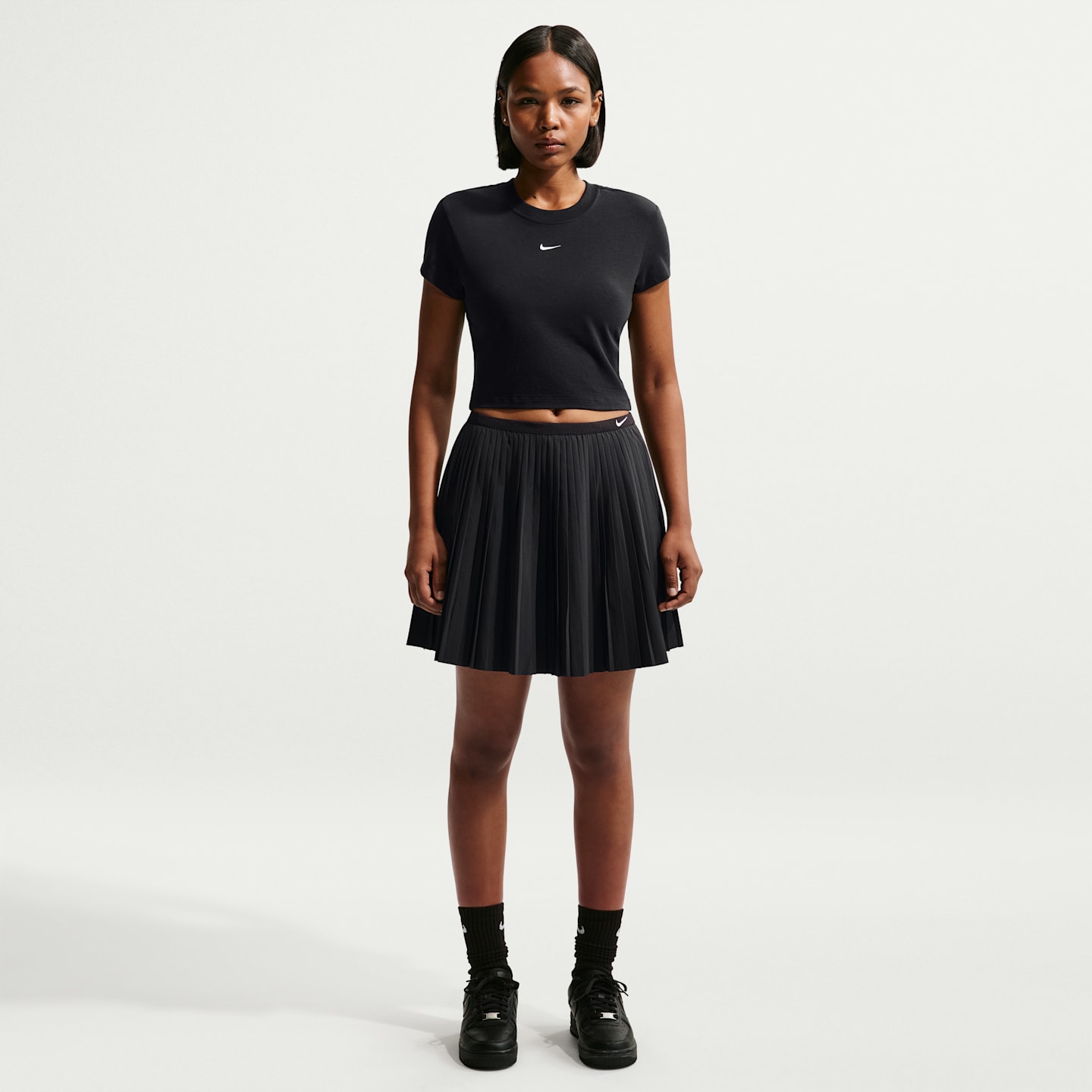 Женские юбки Nike Sportswear Women's Pleated Skirt — фото 1