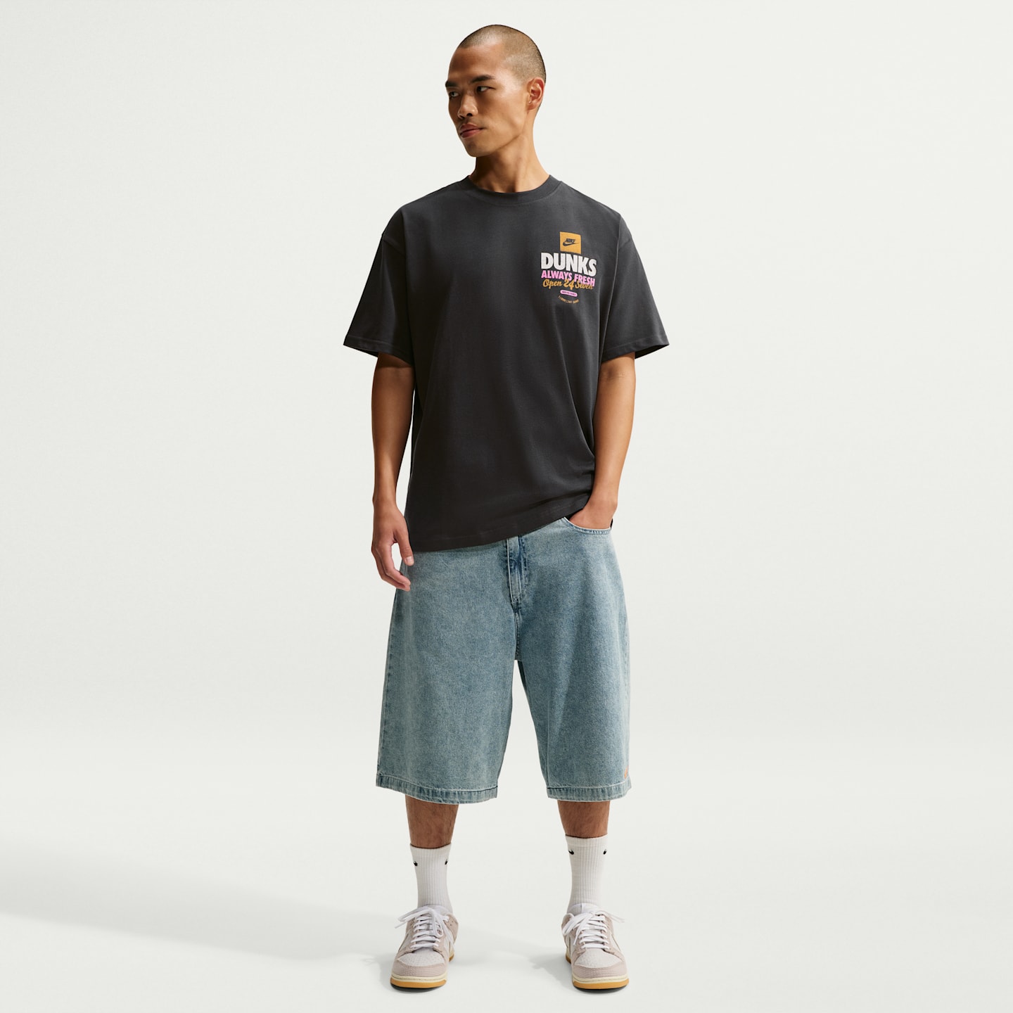 Мужские футболки Nike Sportswear "Donut" Men's T-Shirt — фото 4