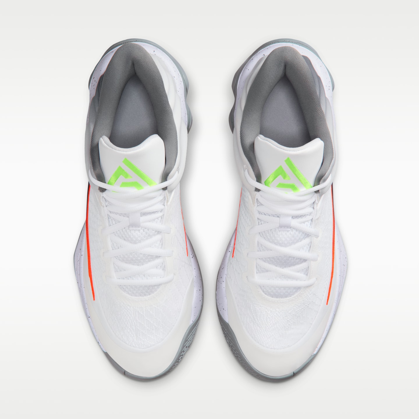Женские кроссовки Nike Giannis Immortality 4 Basketball Shoes — фото 4