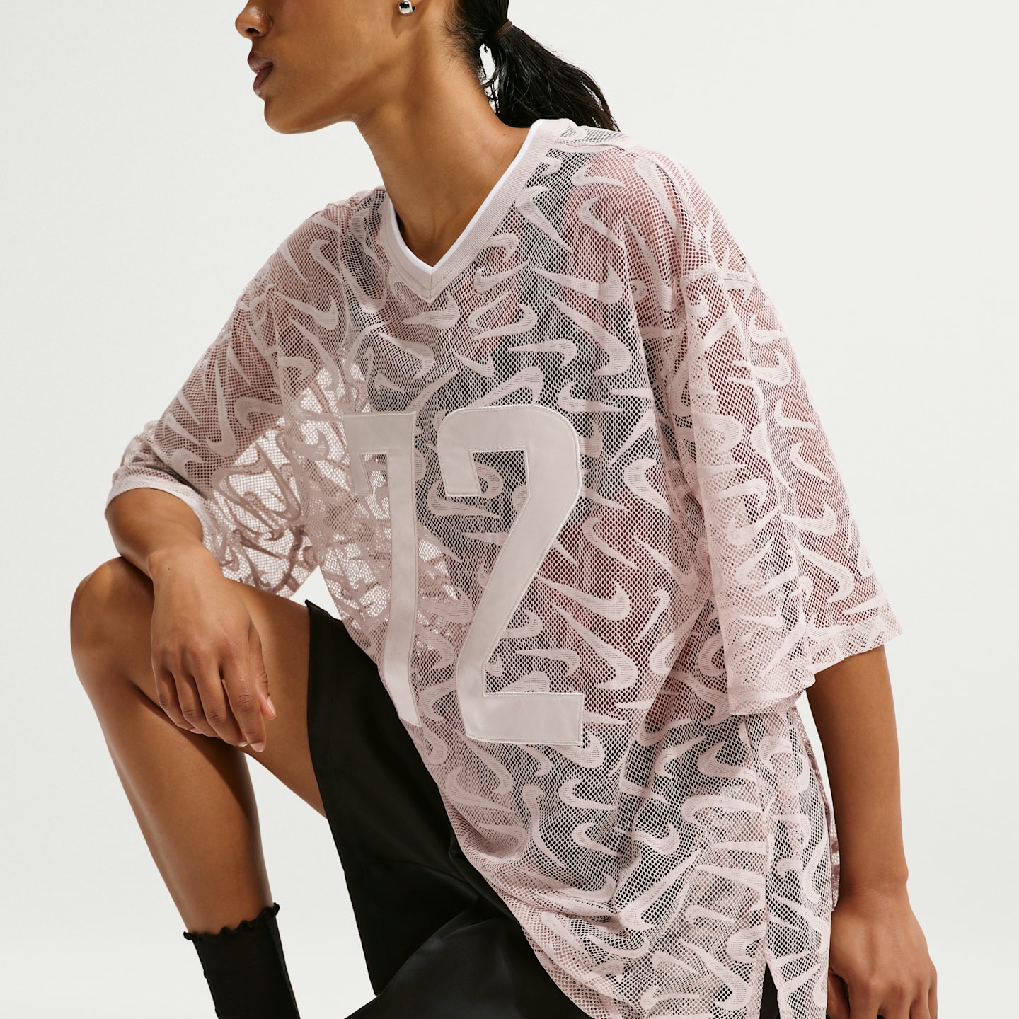 Женские шорты Nike Sportswear Chill Lace Women's Loose Mid-Rise Shorts (Plus Size) — фото 4