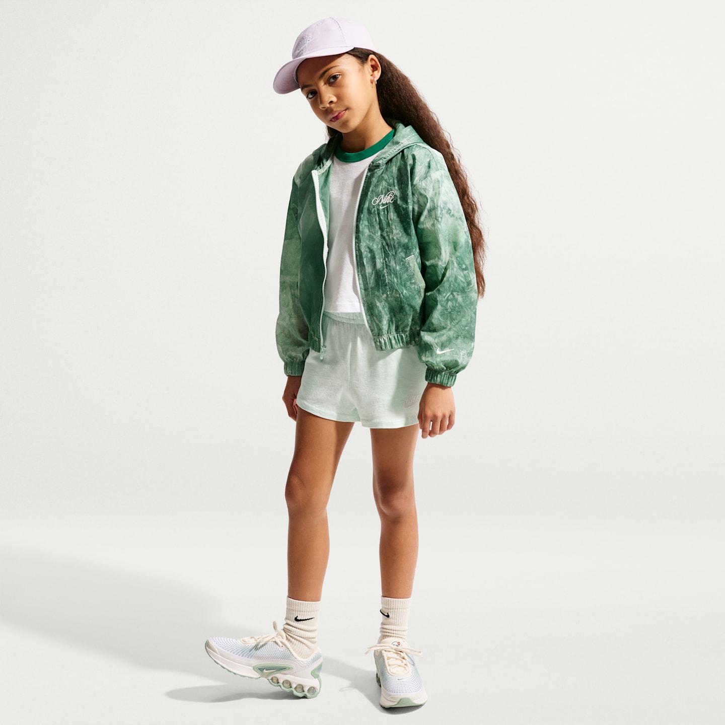 Детские куртки Nike Sportswear Club Girls' Woven Track Jacket — фото 4
