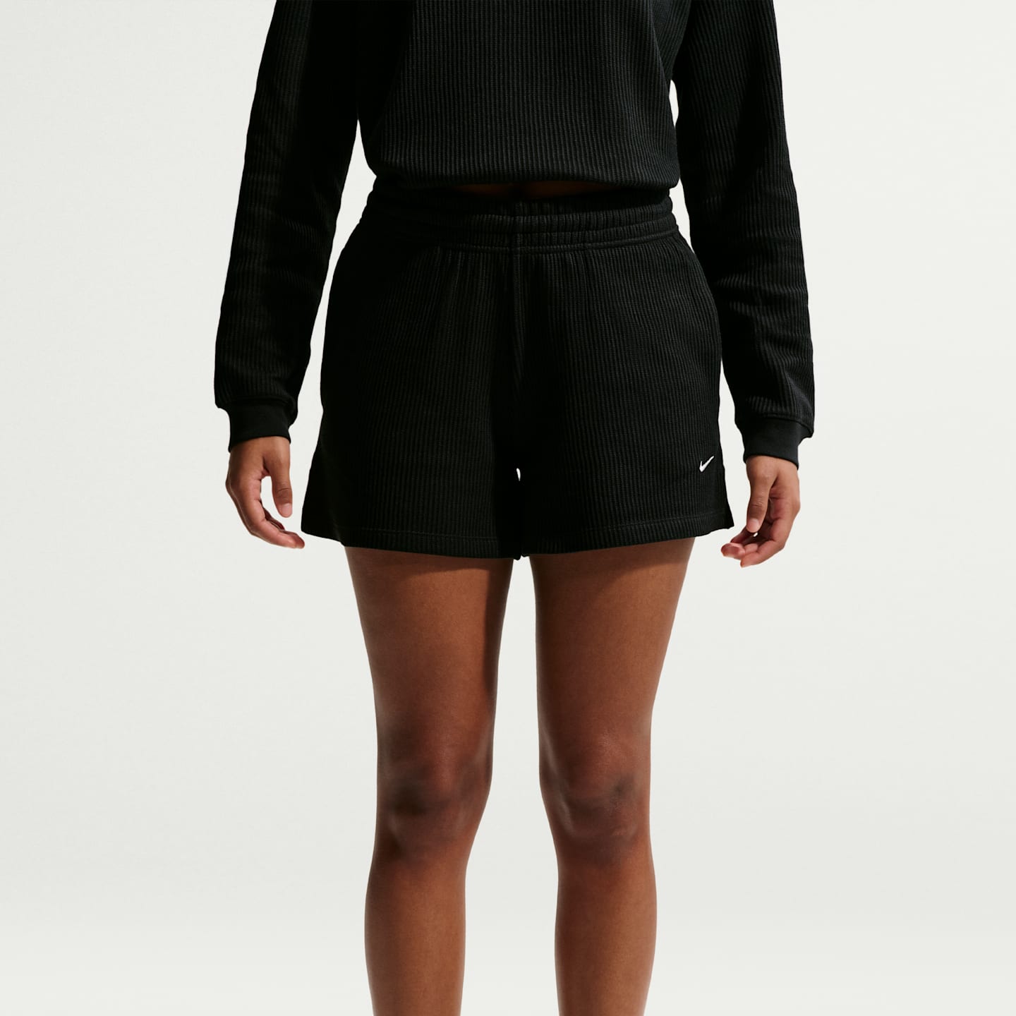 Женские шорты Nike Sportswear Chill Waffle Women's Loose Mid-Rise Shorts — фото 2