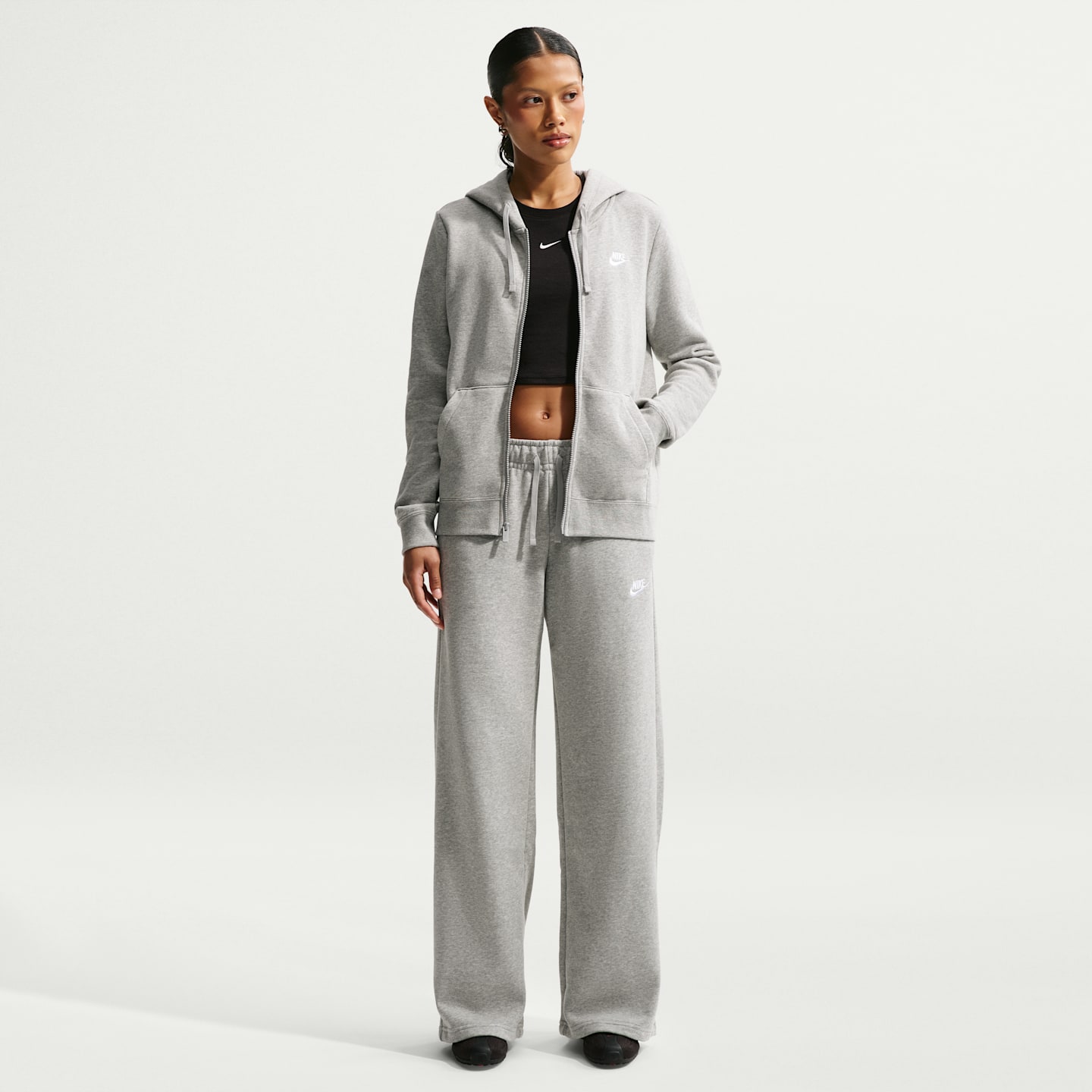 Женские брюки Nike Sportswear Club Fleece Women's Mid-Rise Wide-Leg Sweatpants