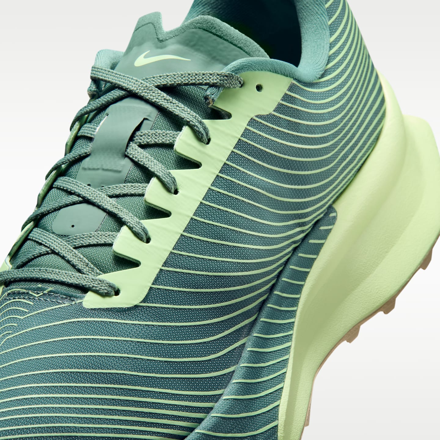 Мужские трейловые кроссовки Nike ACG Ultrafly Trail — фото 7