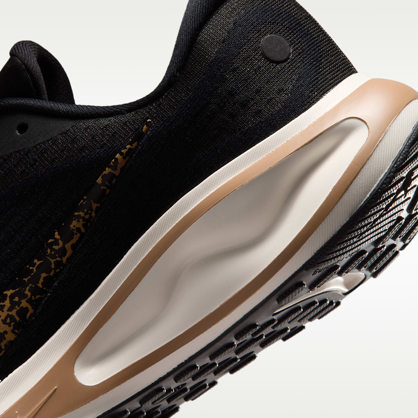Женские кроссовки Nike Journey Run Women's Road Running Shoes — фото 8