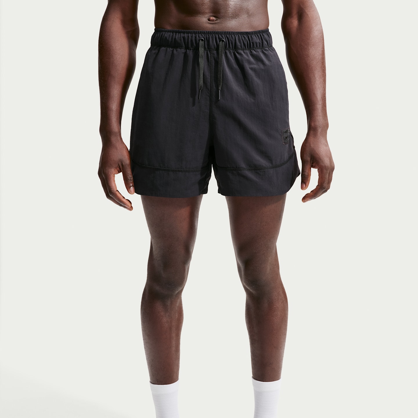 Мужские шорты Nike N.A.C. Men's Dri-FIT Woven Shorts — фото 2