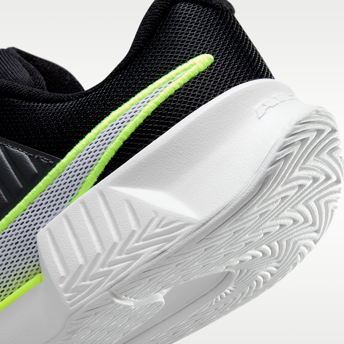 Женские кроссовки Nike Zoom GP Challenge Pro Women's Hard Court Tennis Shoes — фото 8