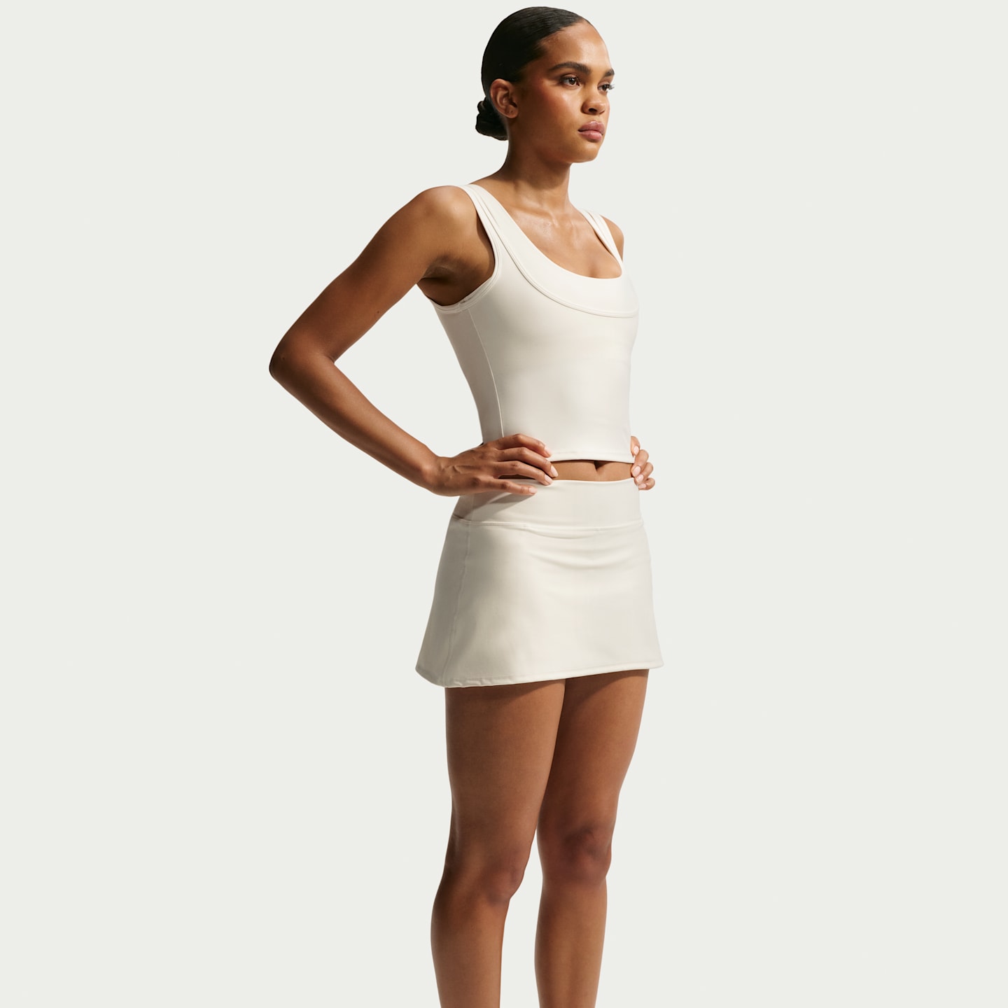 Женские юбки Nike NikeSKIMS Matte Women's Skort — фото 4